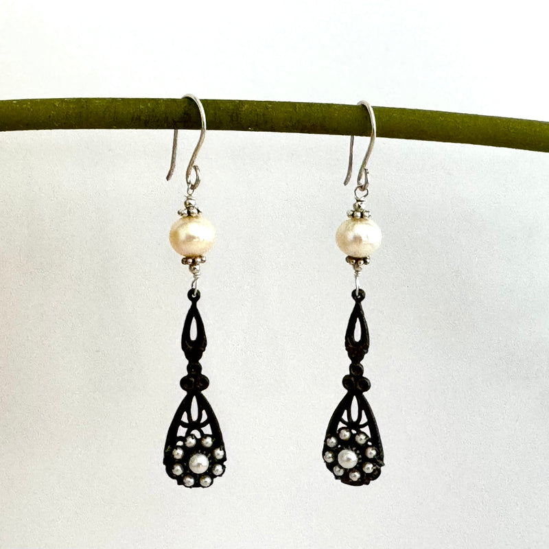 Freshwater Pearl Retro Earrings in Sterling Silver