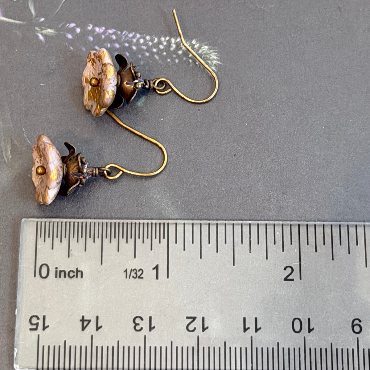 Short Light Mauve Czech Glass Flower Earrings in Brass