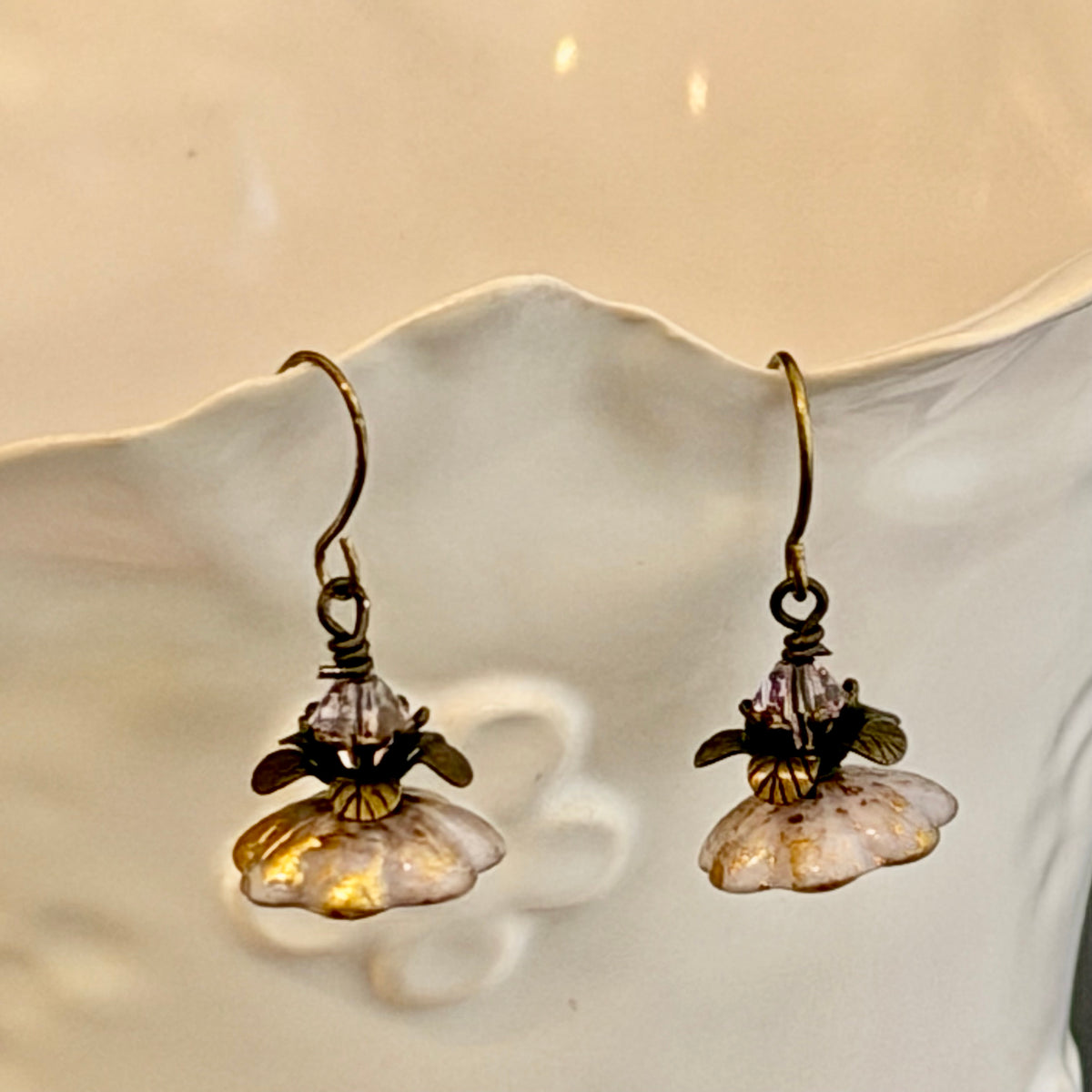 Short Light Mauve Czech Glass Flower Earrings in Brass