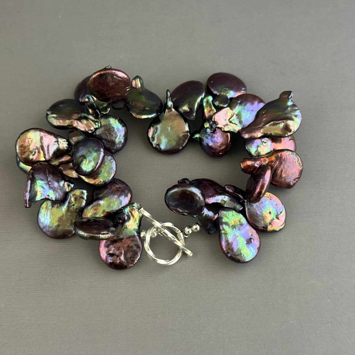 Gray Iridescent Freshwater Pearl Paddle Bracelet in Sterling Silver