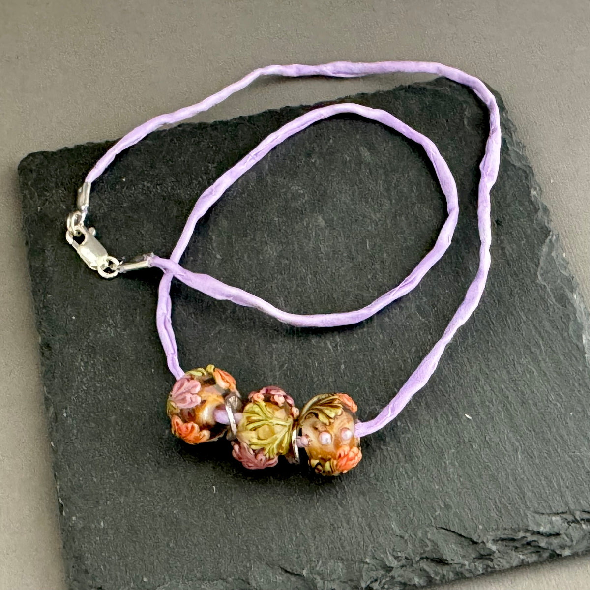 Handmade Grace Ma Floral Lamp Work Bead Necklace