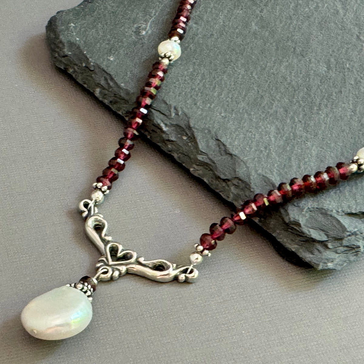 coin pearl and garnet necklac