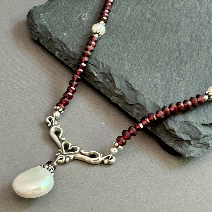 coin pearl and garnet necklac