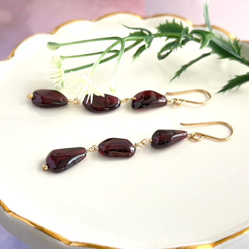 Smooth Garnet Nugget Earring in 14K Gold Fill