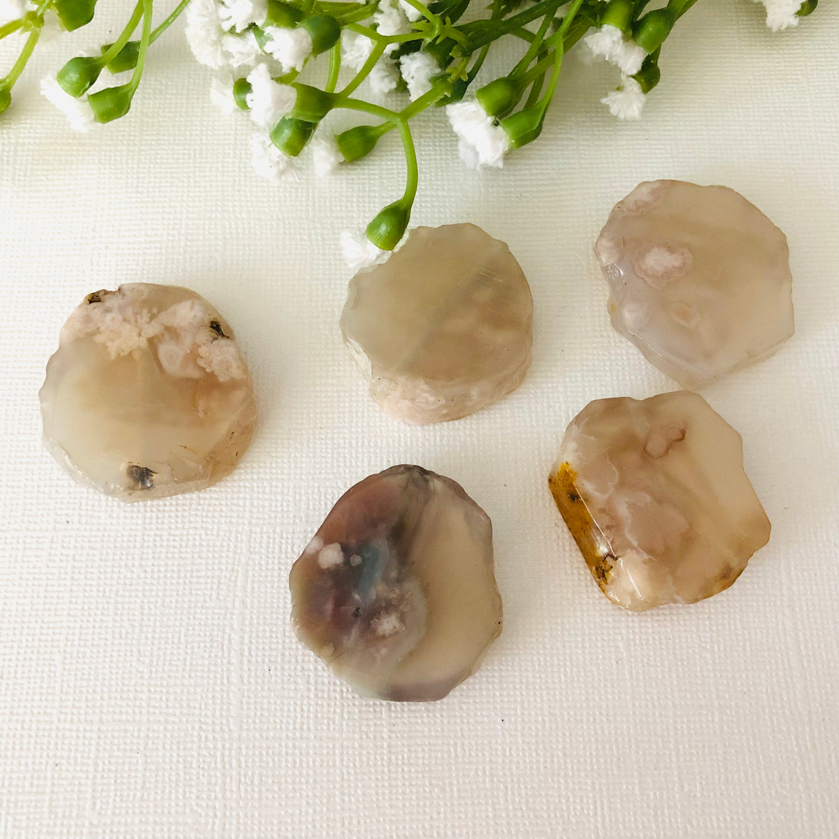 Natural Cherry Blossom Sliced Agate Pendant Stones, 20 MM - 40 MM