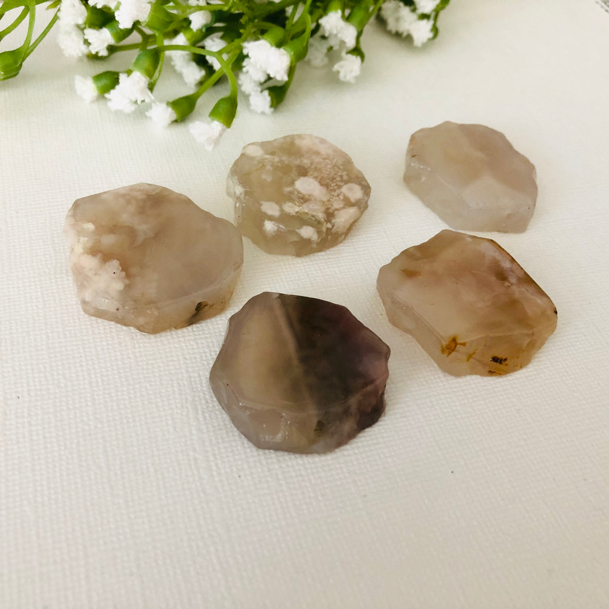 Natural Cherry Blossom Sliced Agate Pendant Stones, 20 MM - 40 MM