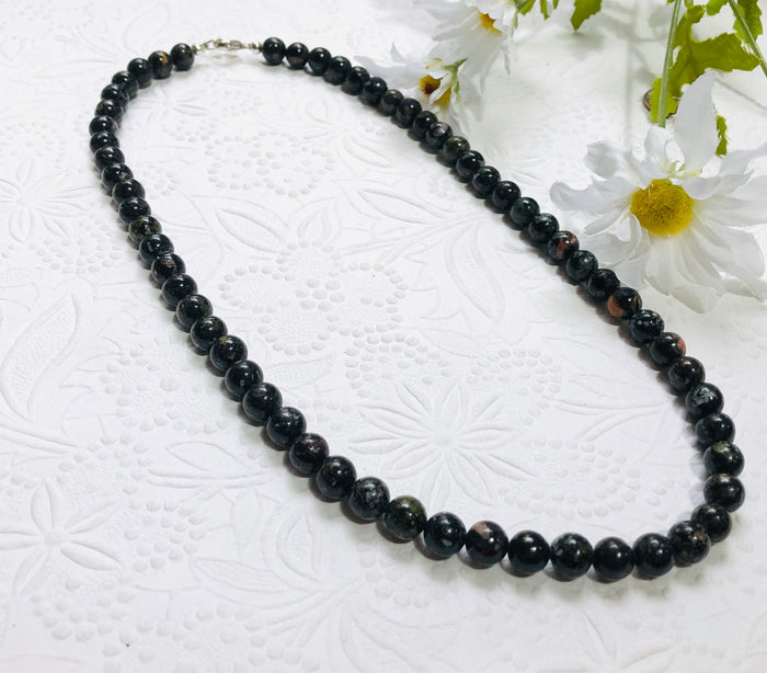 Flower Obsidian Gender Neutral Necklace in Sterling Silver