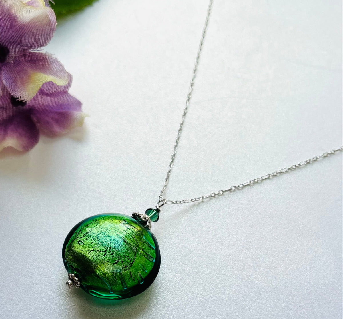 Murano Glass Green Disc Shape in Sterling Silver