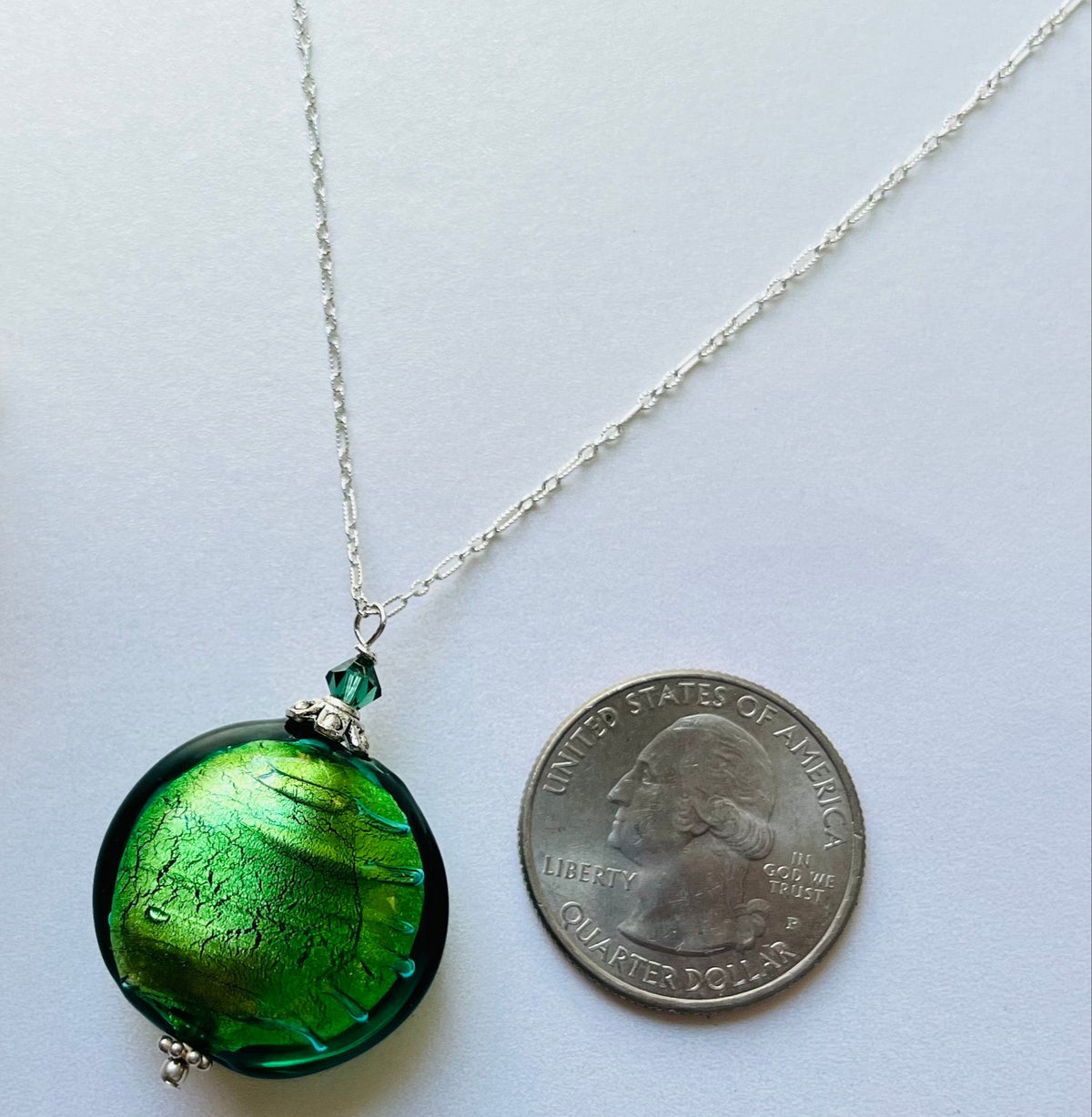 Murano Glass Green Disc Shape in Sterling Silver