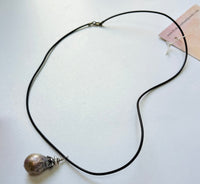 Baroque Freshwater Pearl Necklace in Leather