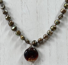 Load image into Gallery viewer, Green Murano Glass and Pearl Necklace in Sterling Silver
