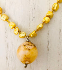 Round Yellow Murano Glass and Pearl Necklace in Sterling Silver