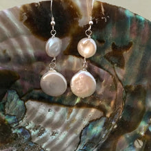 Load image into Gallery viewer, White Coin Pearl Bridal Earrings
