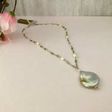 Load image into Gallery viewer, Bronze Coin Pearl Necklace
